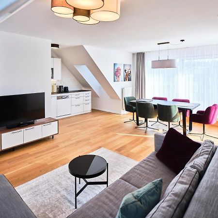 Myfavorit Apartments - Spacious Apartments Next To Puplic Transport U1 Direct Connection To Citycenter فيينا المظهر الخارجي الصورة