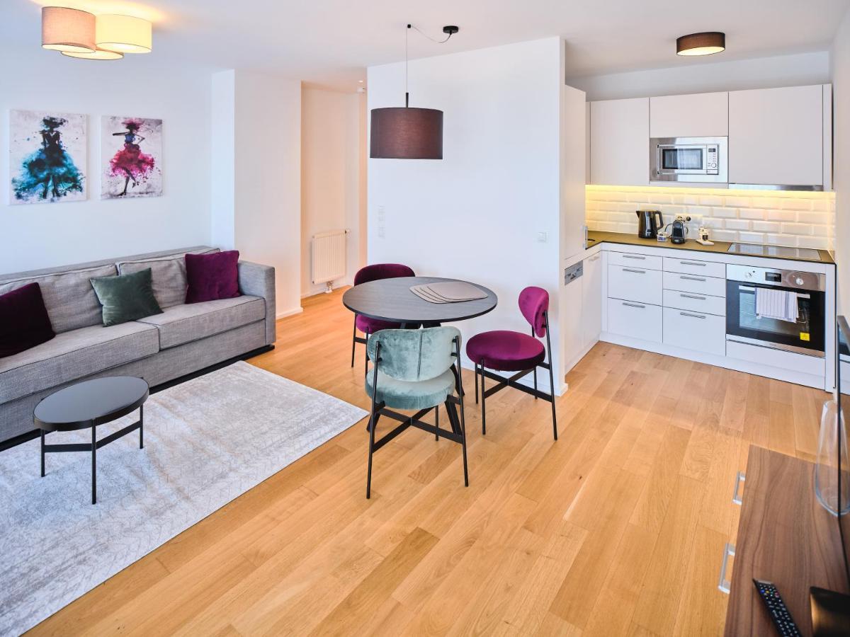 Myfavorit Apartments - Spacious Apartments Next To Puplic Transport U1 Direct Connection To Citycenter فيينا المظهر الخارجي الصورة