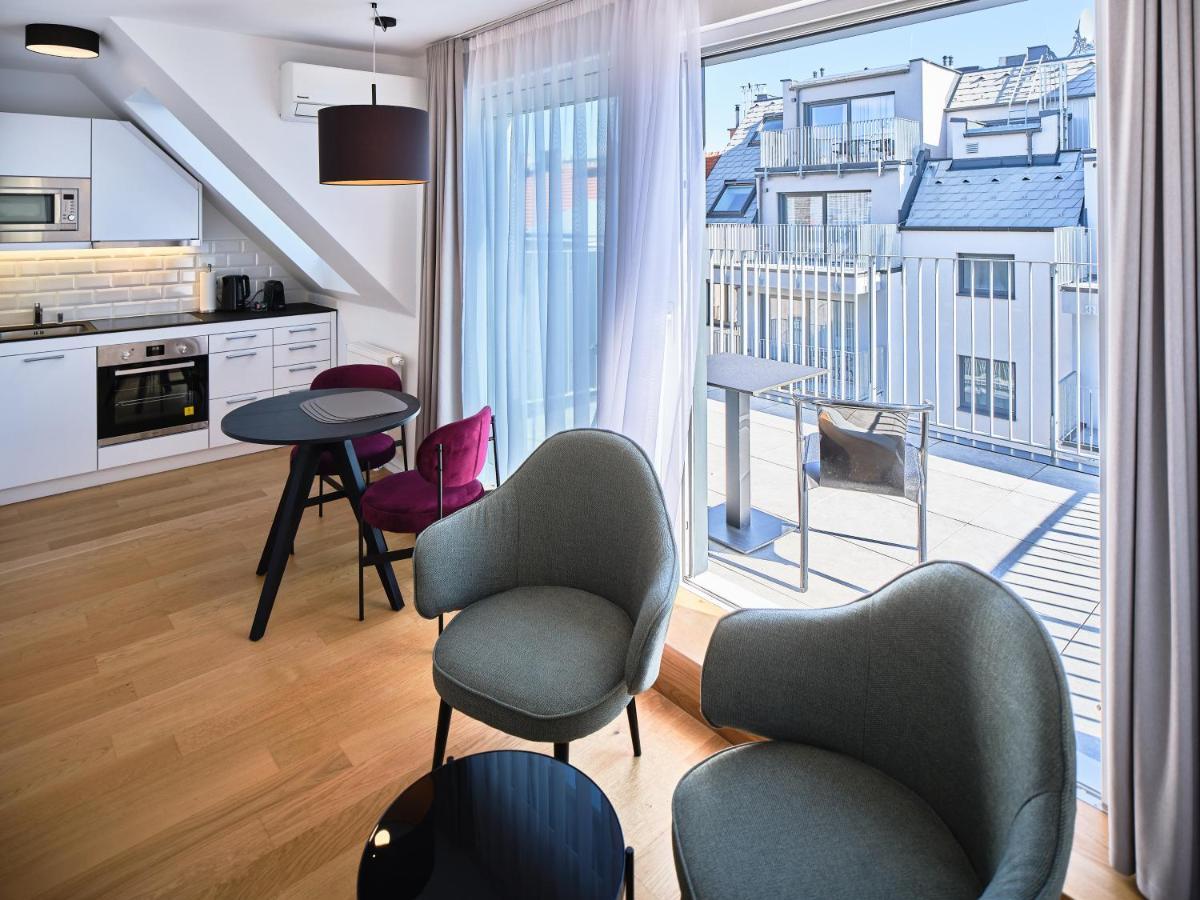 Myfavorit Apartments - Spacious Apartments Next To Puplic Transport U1 Direct Connection To Citycenter فيينا المظهر الخارجي الصورة