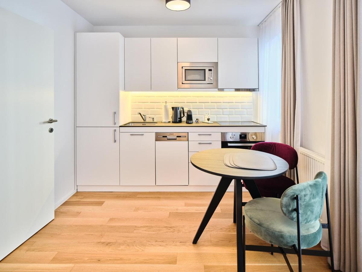 Myfavorit Apartments - Spacious Apartments Next To Puplic Transport U1 Direct Connection To Citycenter فيينا المظهر الخارجي الصورة