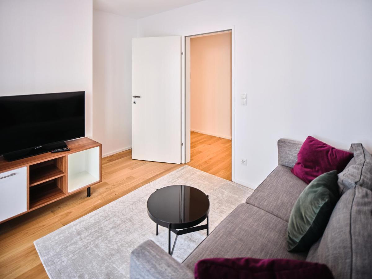 Myfavorit Apartments - Spacious Apartments Next To Puplic Transport U1 Direct Connection To Citycenter فيينا المظهر الخارجي الصورة