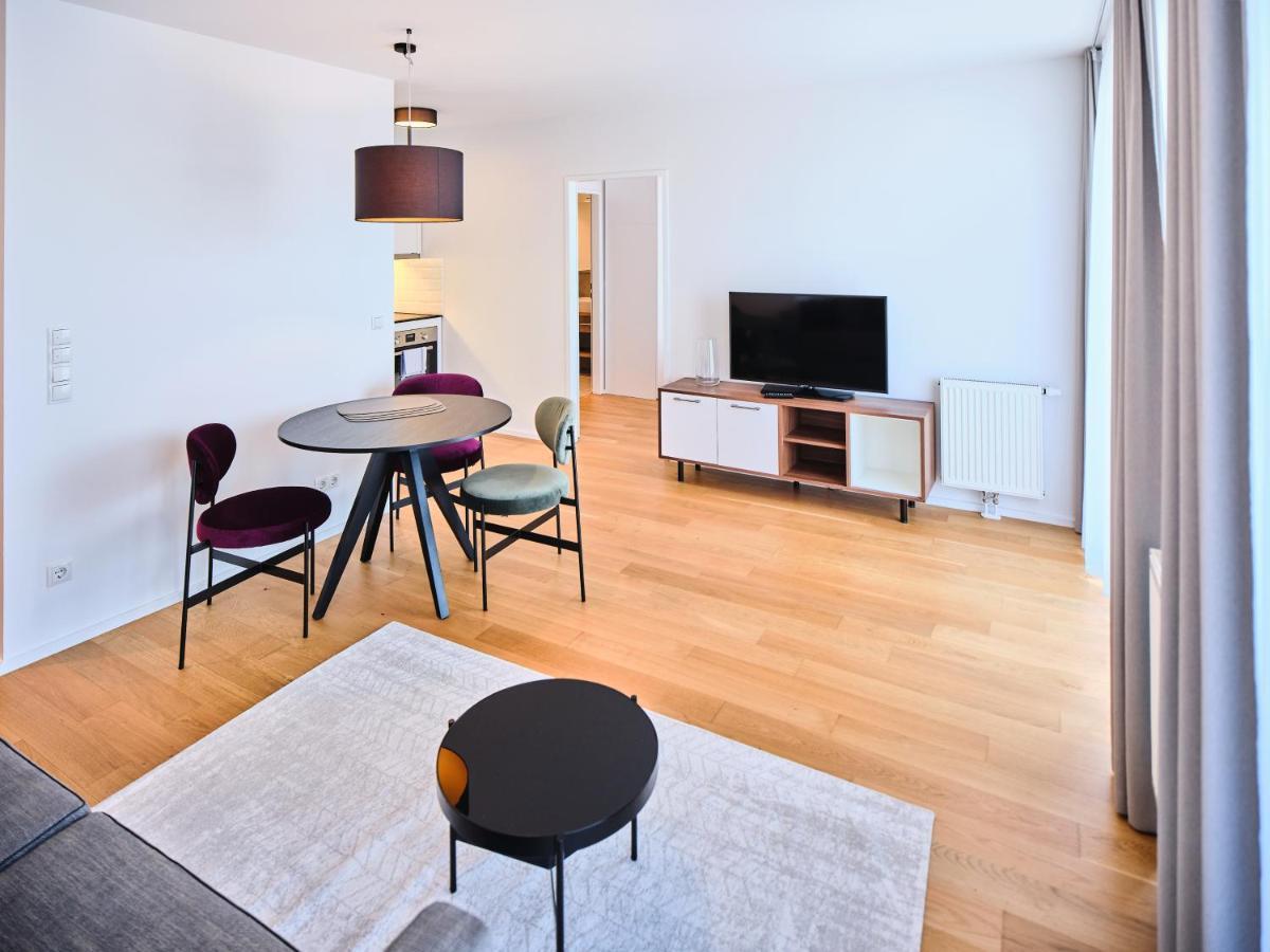 Myfavorit Apartments - Spacious Apartments Next To Puplic Transport U1 Direct Connection To Citycenter فيينا المظهر الخارجي الصورة