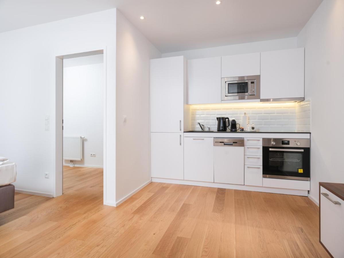 Myfavorit Apartments - Spacious Apartments Next To Puplic Transport U1 Direct Connection To Citycenter فيينا المظهر الخارجي الصورة