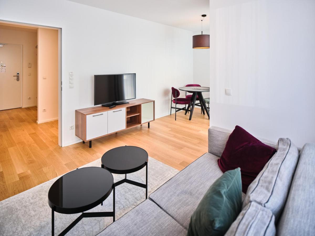 Myfavorit Apartments - Spacious Apartments Next To Puplic Transport U1 Direct Connection To Citycenter فيينا المظهر الخارجي الصورة