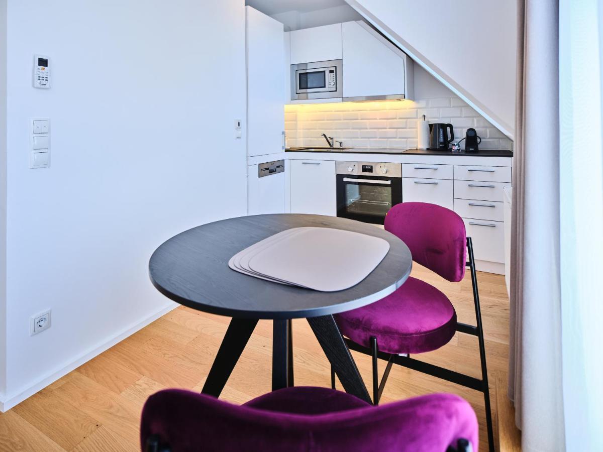Myfavorit Apartments - Spacious Apartments Next To Puplic Transport U1 Direct Connection To Citycenter فيينا المظهر الخارجي الصورة